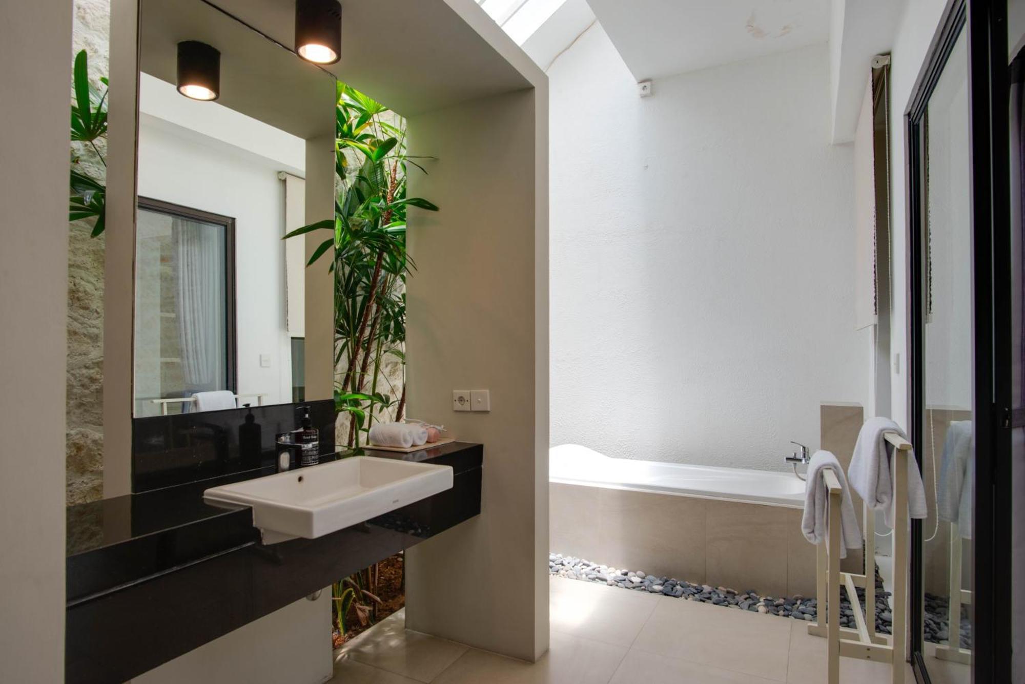 Anakula 1 - Modern 2 Bedroom Villa, Villa *